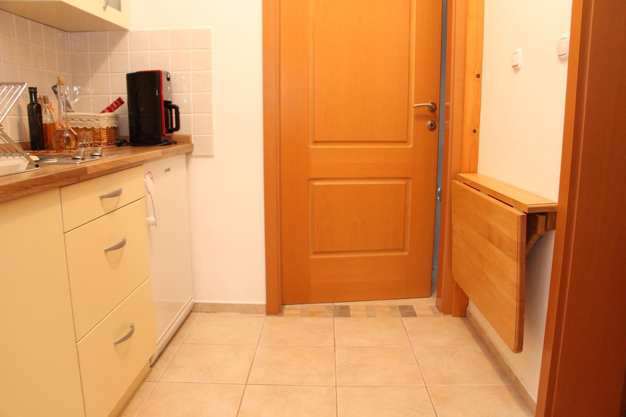 Prenocisca Angelin Hram, Tiny Apartments Markovec Exteriér fotografie